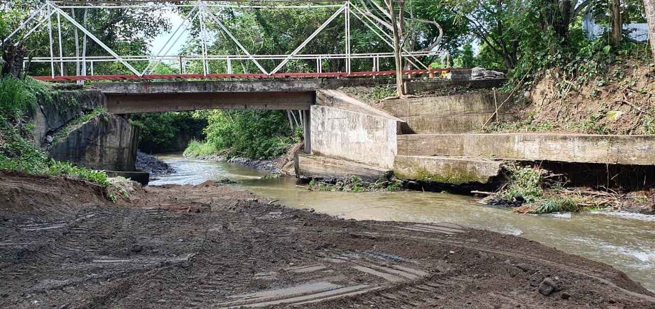 Después de dos años, Granja de Armero tiene puente de acceso 4