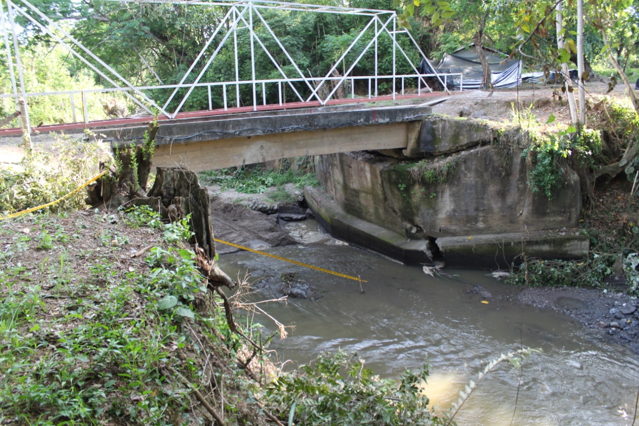 Después de dos años, Granja de Armero tiene puente de acceso 3