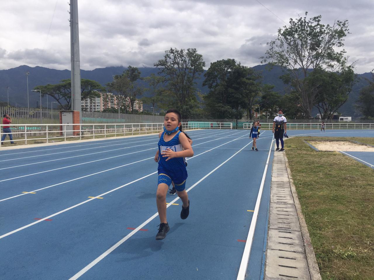 Más de 300 niños del país en el ‘Campeonato Nacional de Miniatletismo’ en Ibagué 3