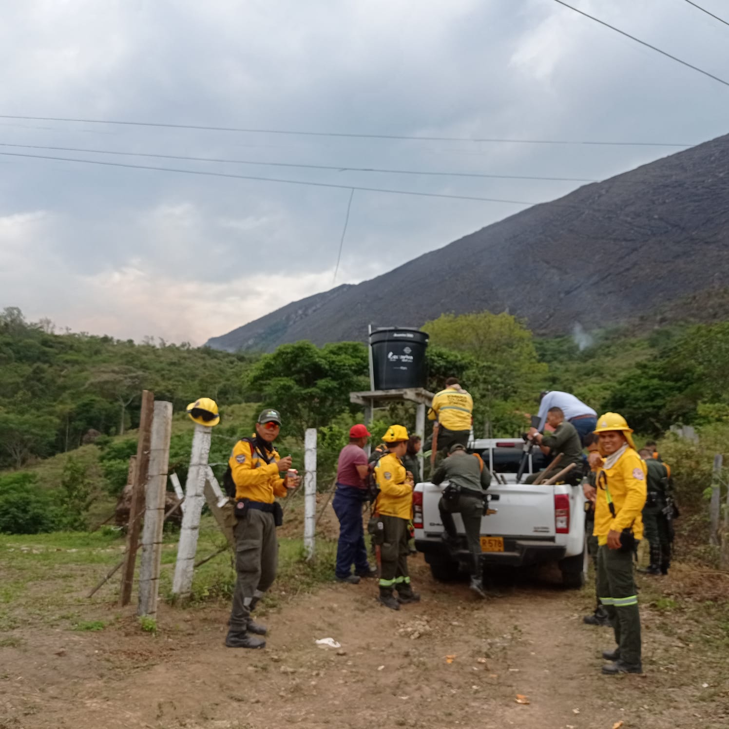 Se suman más municipios a la extinción del incendio en Melgar 6