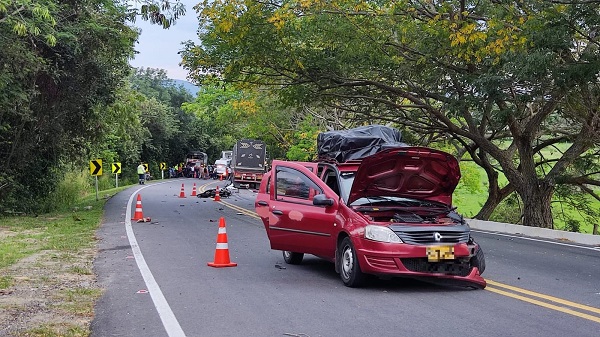 Fuerte accidente de tránsito en el norte del Tolima deja dos personas fallecidas 3