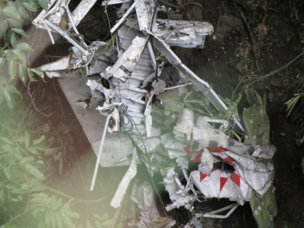 Encuentran piloto que murió tras la caída de una avioneta en zona rural de Ibagué 16