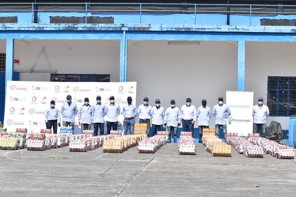 Más de 20.000 botellas de licor de contrabando y adulterado fueron destruidas en el Tolima 6