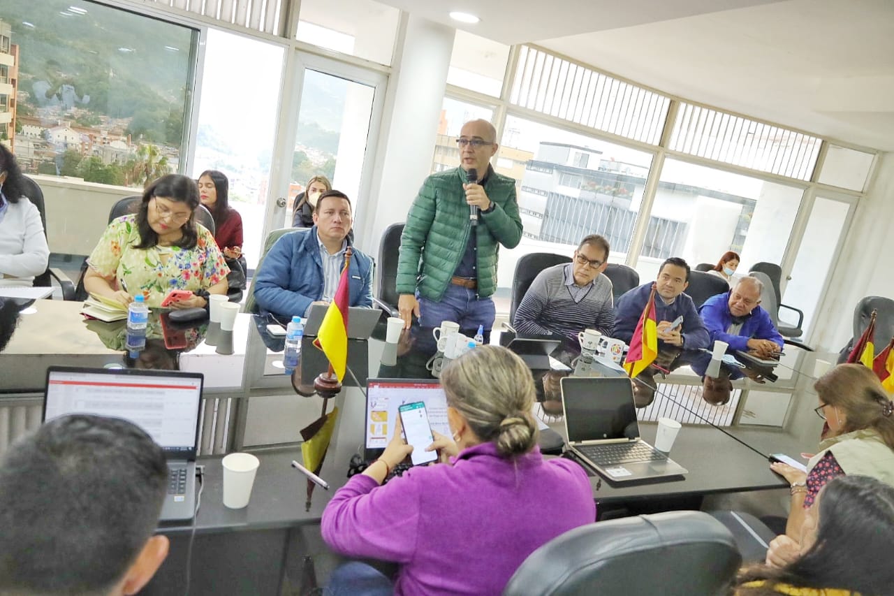 “No tenemos cómo sacar un solo paciente de urgencia porque están cerradas las vías por Líbano y Casabianca": Secretario de Salud 1