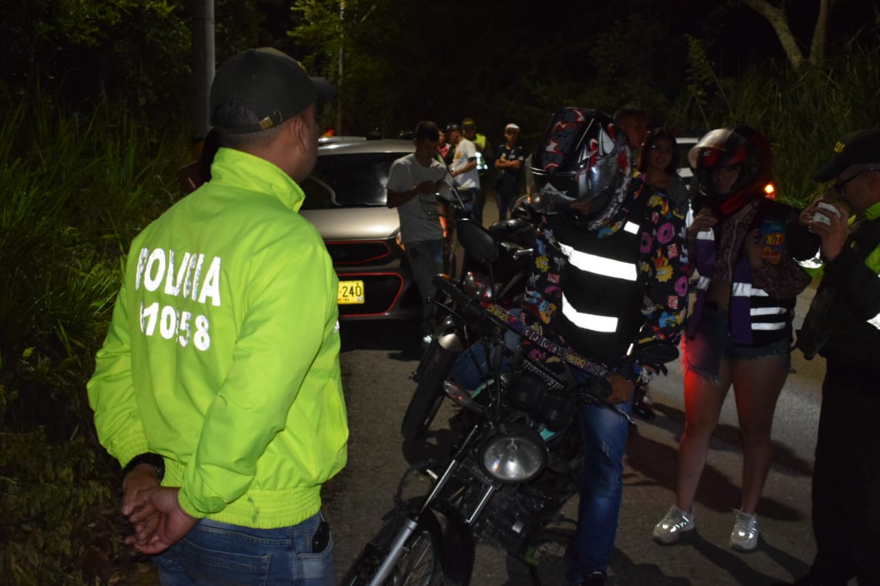 Piques se trasladaron a San Bernardo y allá les cayó la Policía 9