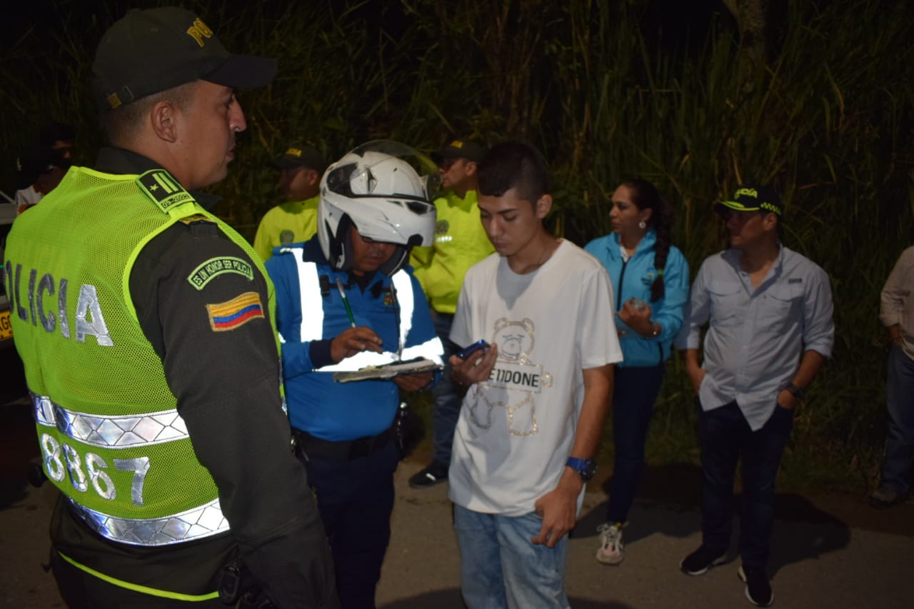 Piques se trasladaron a San Bernardo y allá les cayó la Policía 8