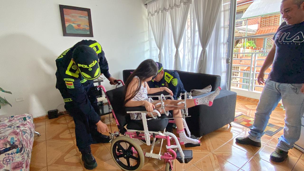 Con bicicletas y sillas de ruedas donadas, Policía en Ibagué ha donado 350 bicicletas y 53 sillas de ruedas 1