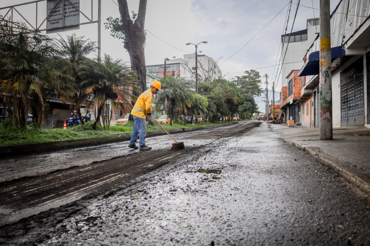 Inician trabajos de rehabilitación vial sobre la avenida Guabinal 3