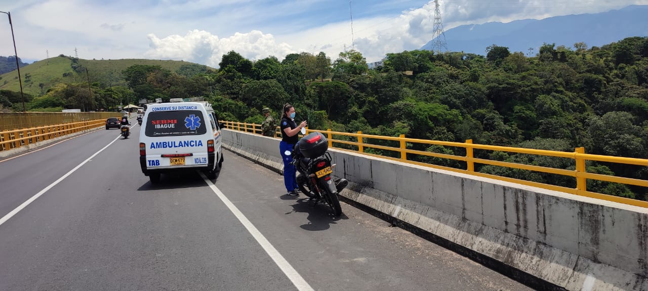 A oscuras trabajan vigilantes del puente de la vida, se retiran por falta de luz 1