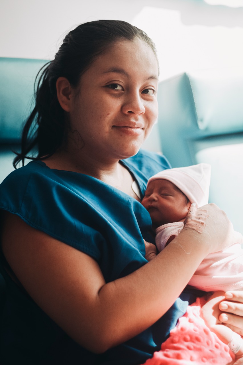 Ella es Evelin Mariana, la primer bebé en nacer en el 2023 7