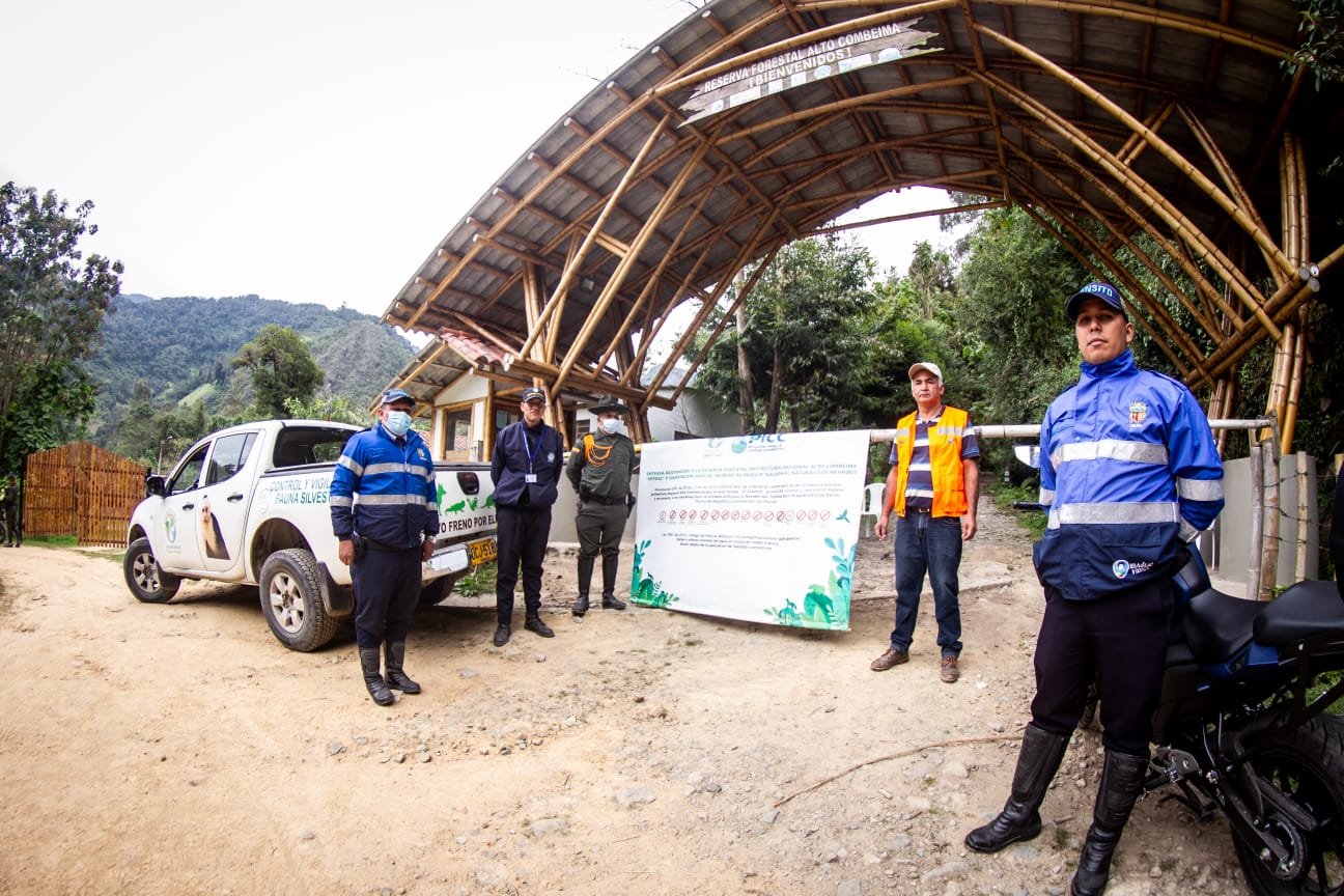 Cortolima continúa con puestos de control ambiental en el Cañón del Combeima 1