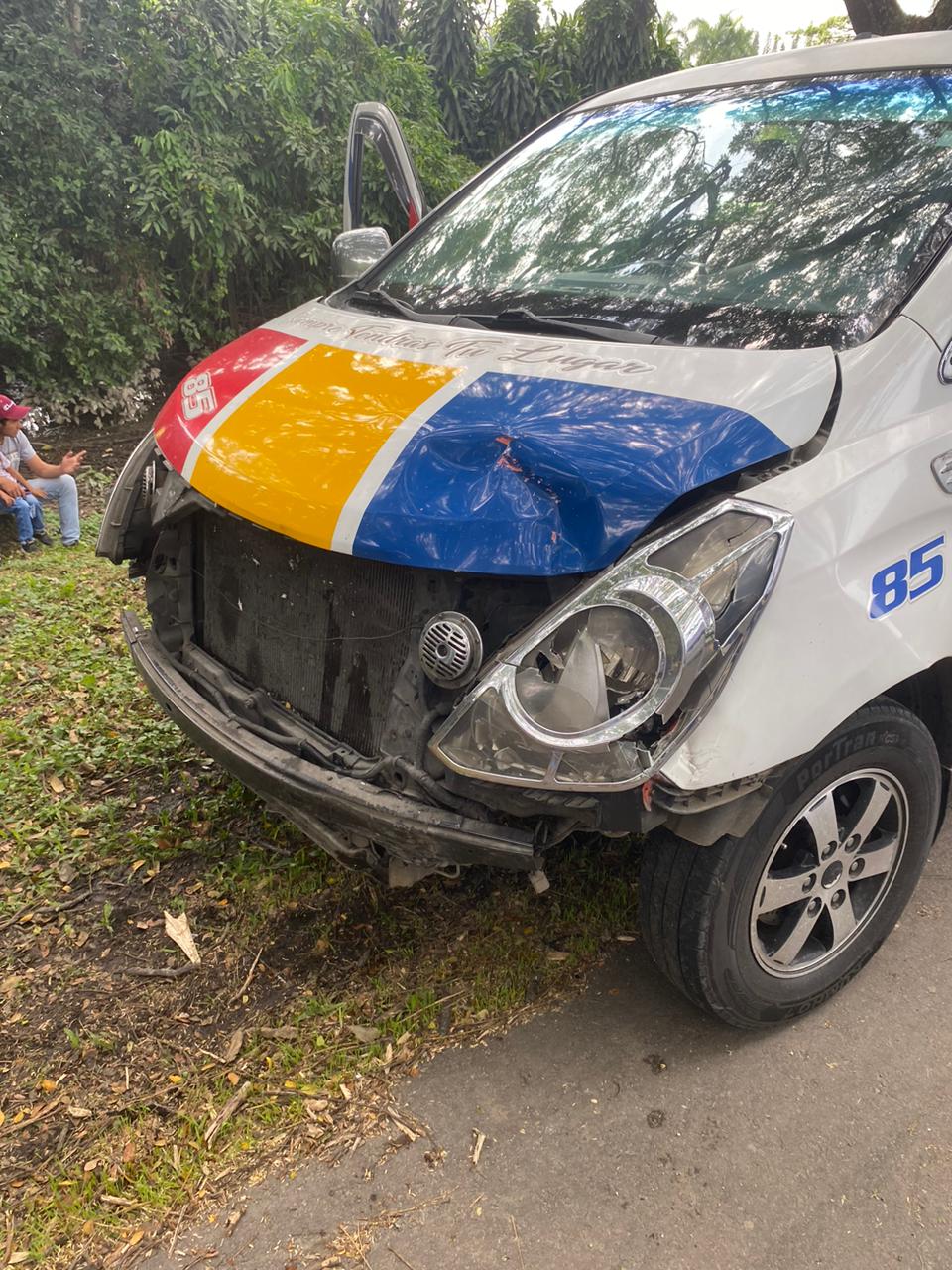Camioneta de la Gerente del Hospital San Rafael sufrió accidente de tránsito entre Chicoral y El Espinal 4