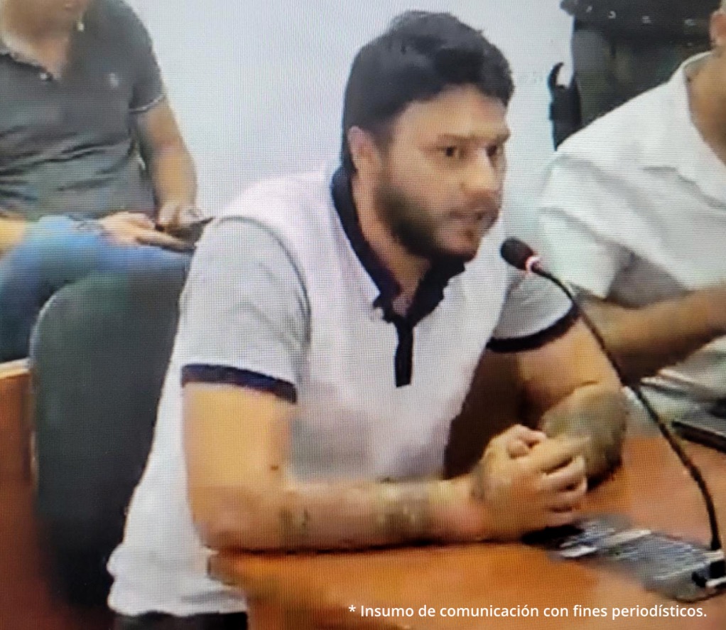 Envuelto en cobijas, trapos y bolsas, llevaba a la víctima en el asiento del copiloto 4