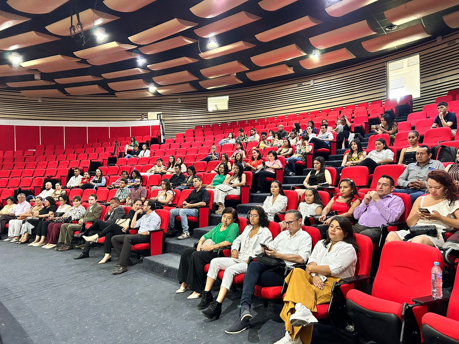 CERE de la UT Celebra Graduación de Diplomado Financiado por USAID 4