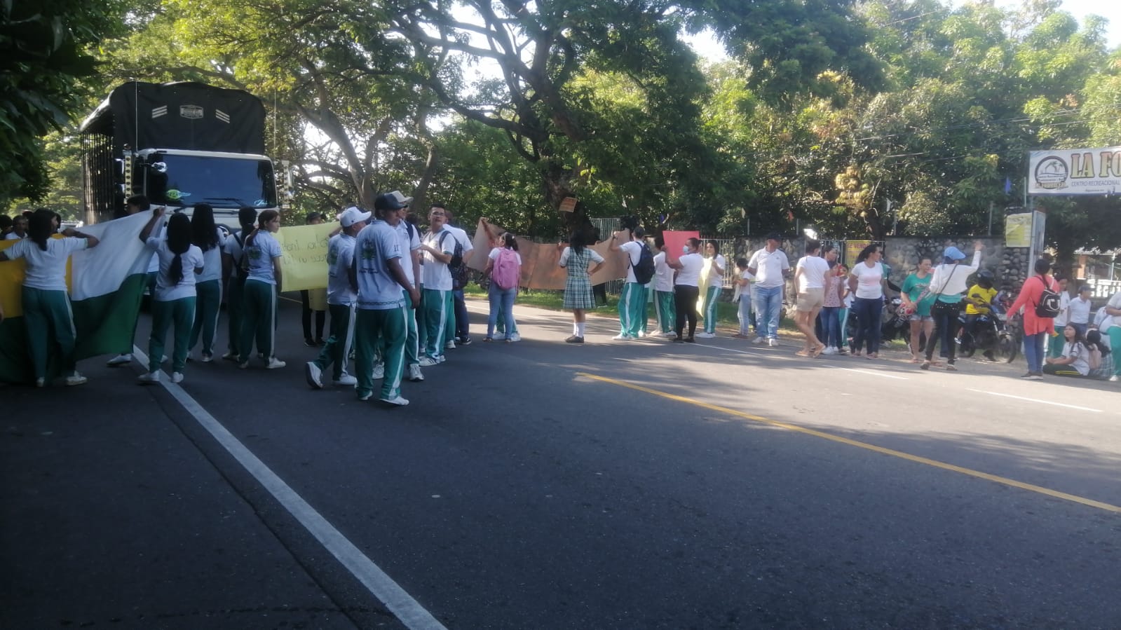 Polémica en Tolima: Rector se niega a cumplir decreto de traslado de Melgar a El Espinal 2