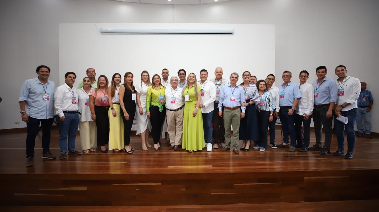 Alcaldesa Johana Aranda presentó su comité de empalme 3