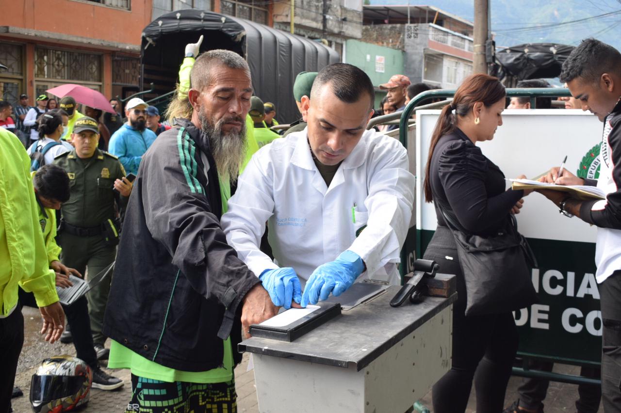 Desarticulada la banda 'Las Hienas' en la Plaza de la 21 3