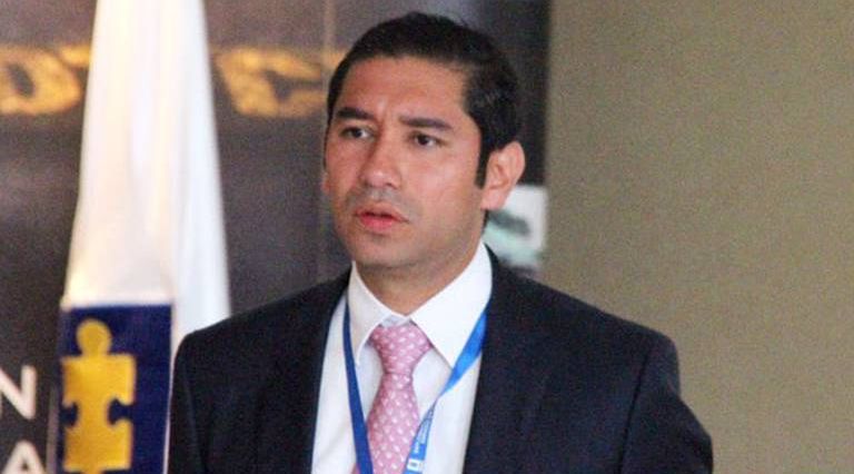 Fiscalía indaga a investigadores que trabajaron con Luis Gustavo Moreno 1