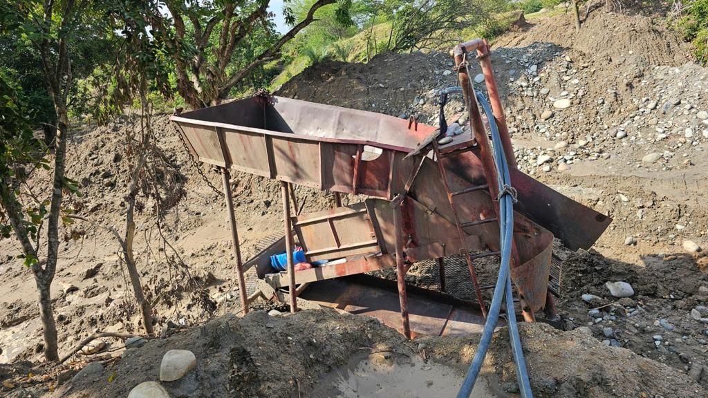 Capturados dos hombres por realizar minería Ilegal en Coyaima 5