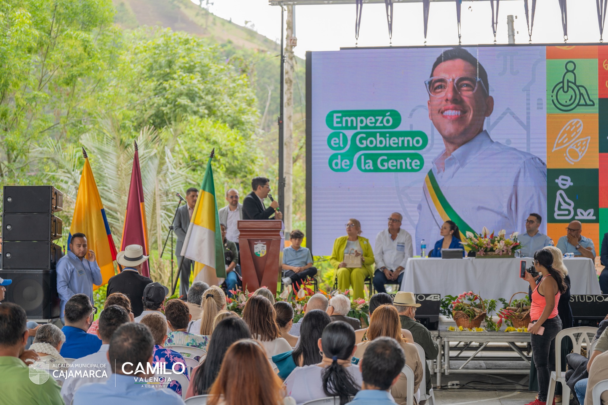 Se posesionó Camilo Valencia como Alcalde de Cajamarca 10