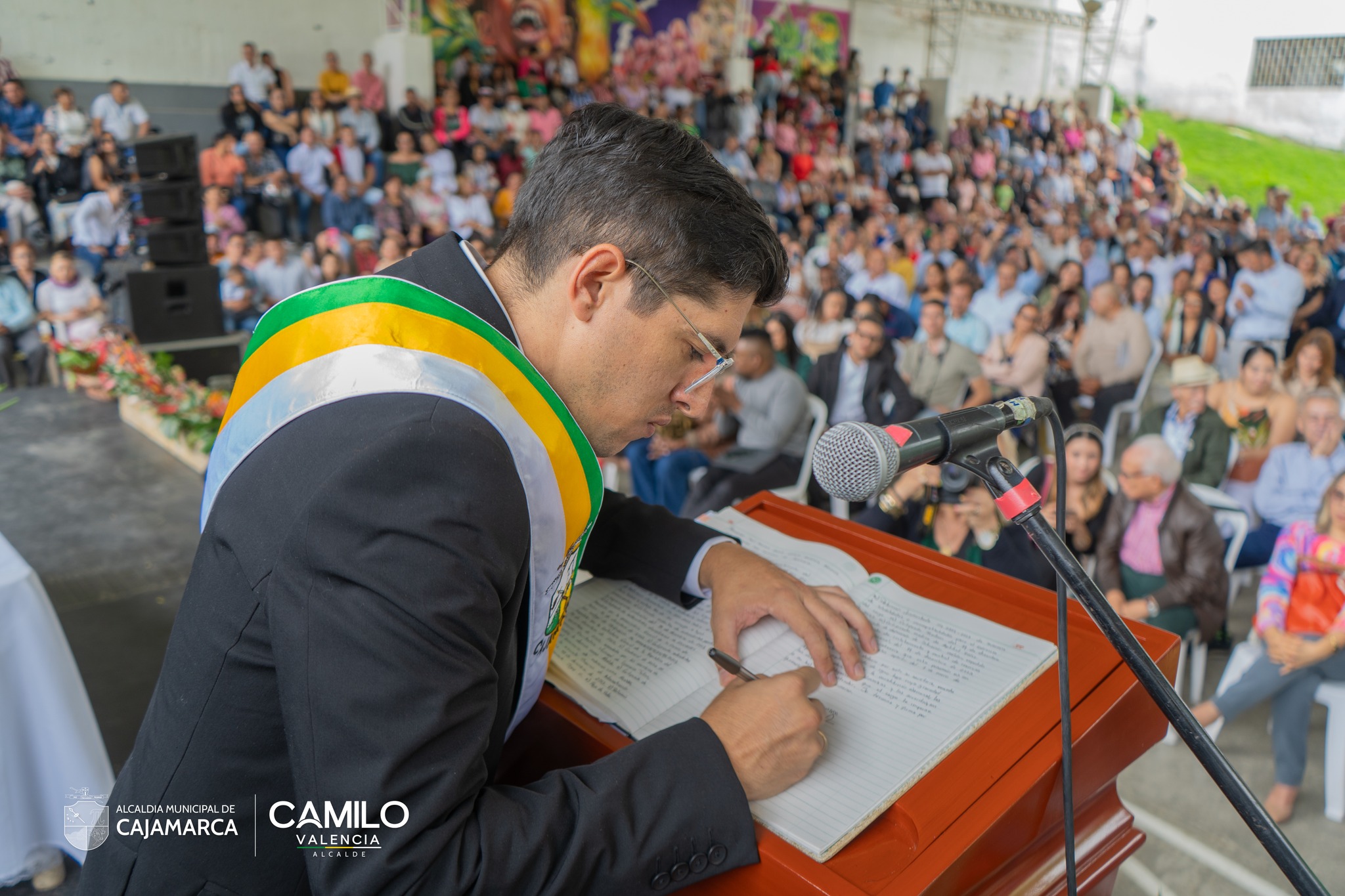 Se posesionó Camilo Valencia como Alcalde de Cajamarca 3