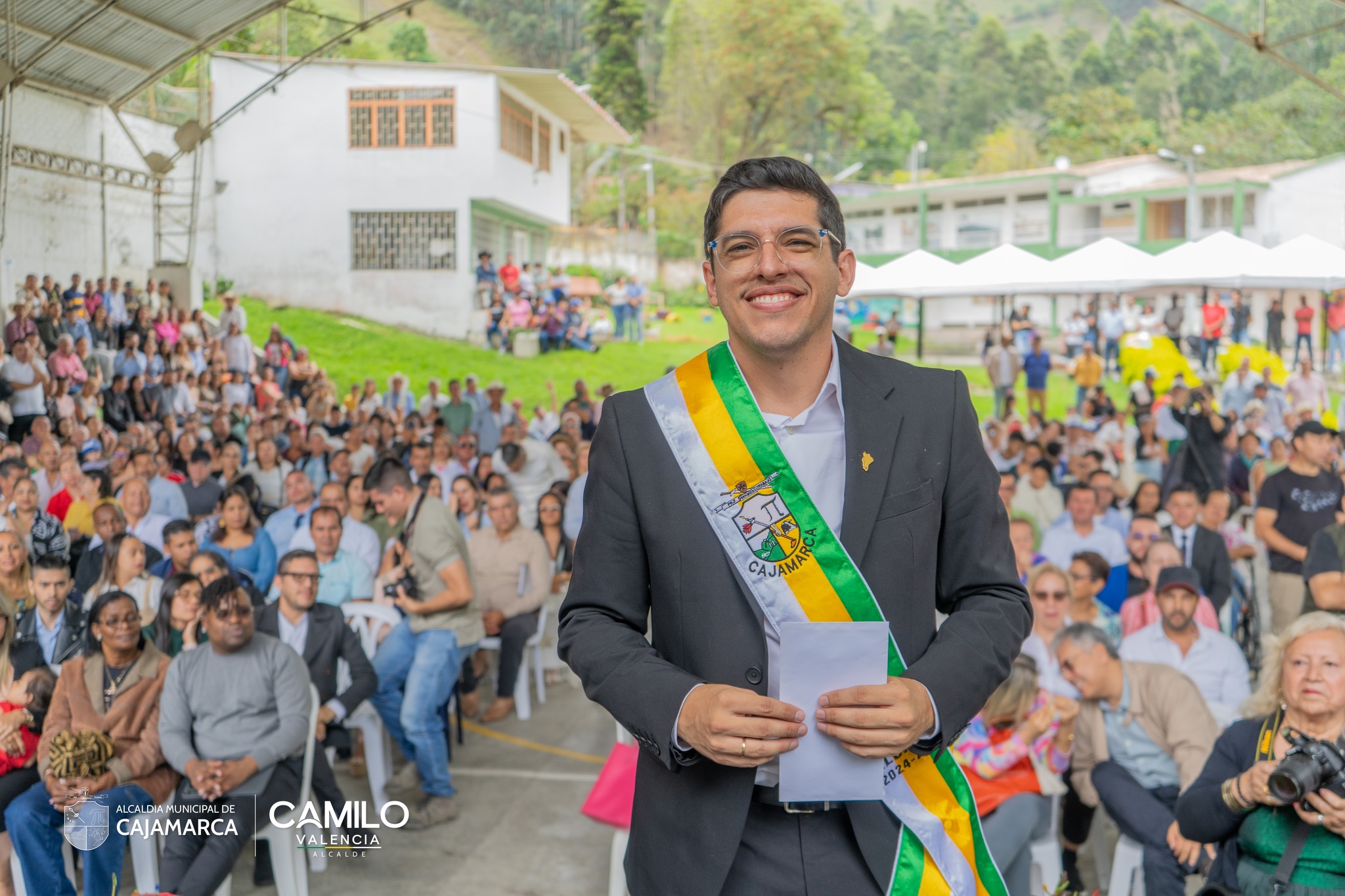 Se posesionó Camilo Valencia como Alcalde de Cajamarca 11