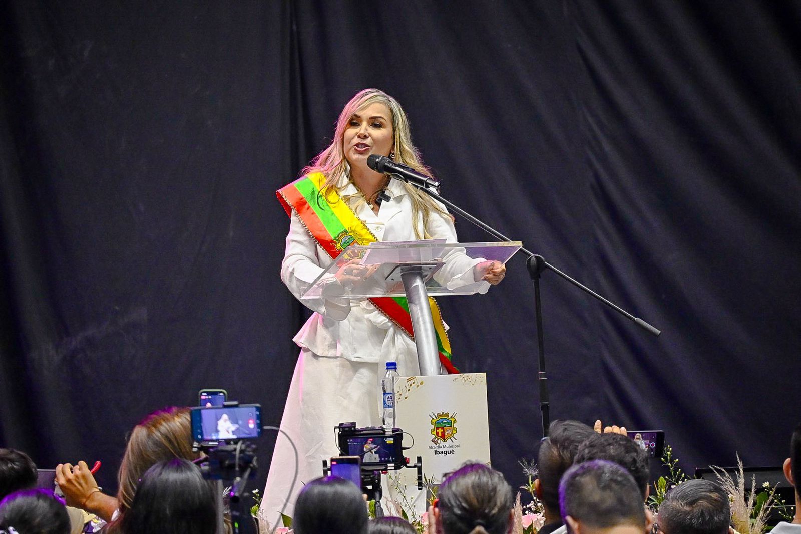 “Seremos el gobierno más social e incluyente”: Alcaldesa Johana Aranda en su posesión 2