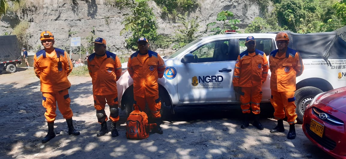Defensa Civil acompaña a bañistas en sitios turísticos del Tolima 4
