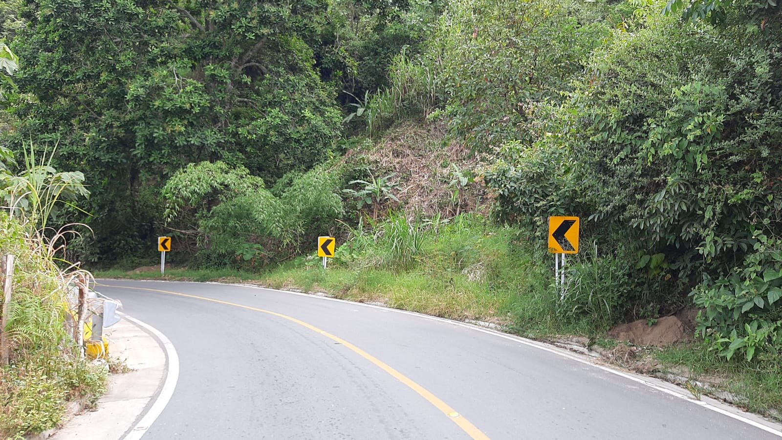 Hombre que se habría lanzado por un puente de San Bernardo salió por sus propios medios 1