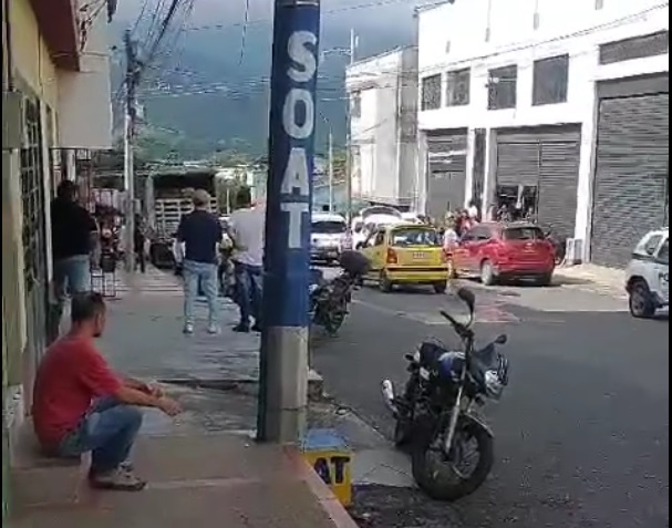Hombre herido en intento de fleteo en barrio Belalcázar de Ibagué 1