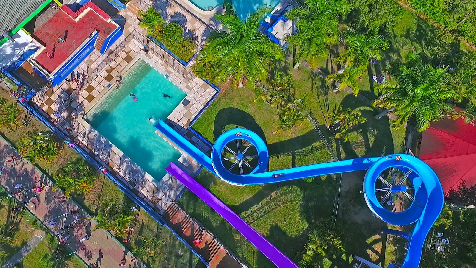 ¡Celebrando a mamá! Inscripciones para los Comfejuegos en las piscinas de Comfenalco Tolima 1