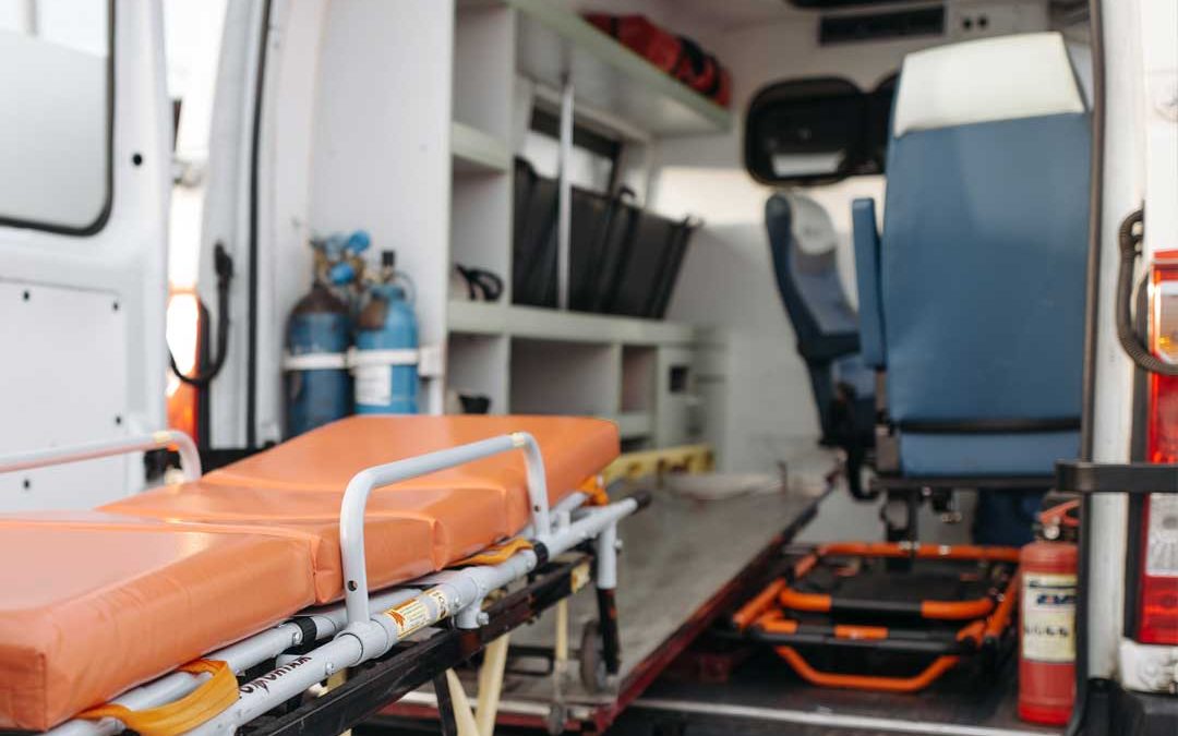 Por una camilla auxiliar de ambulancia atacó vigilantes del Federico Lleras 1