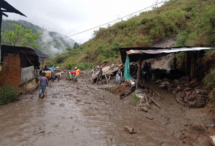 Fuertes lluvias que azotaron el Tolima han dejado un lamentable saldo de familias damnificadas 1