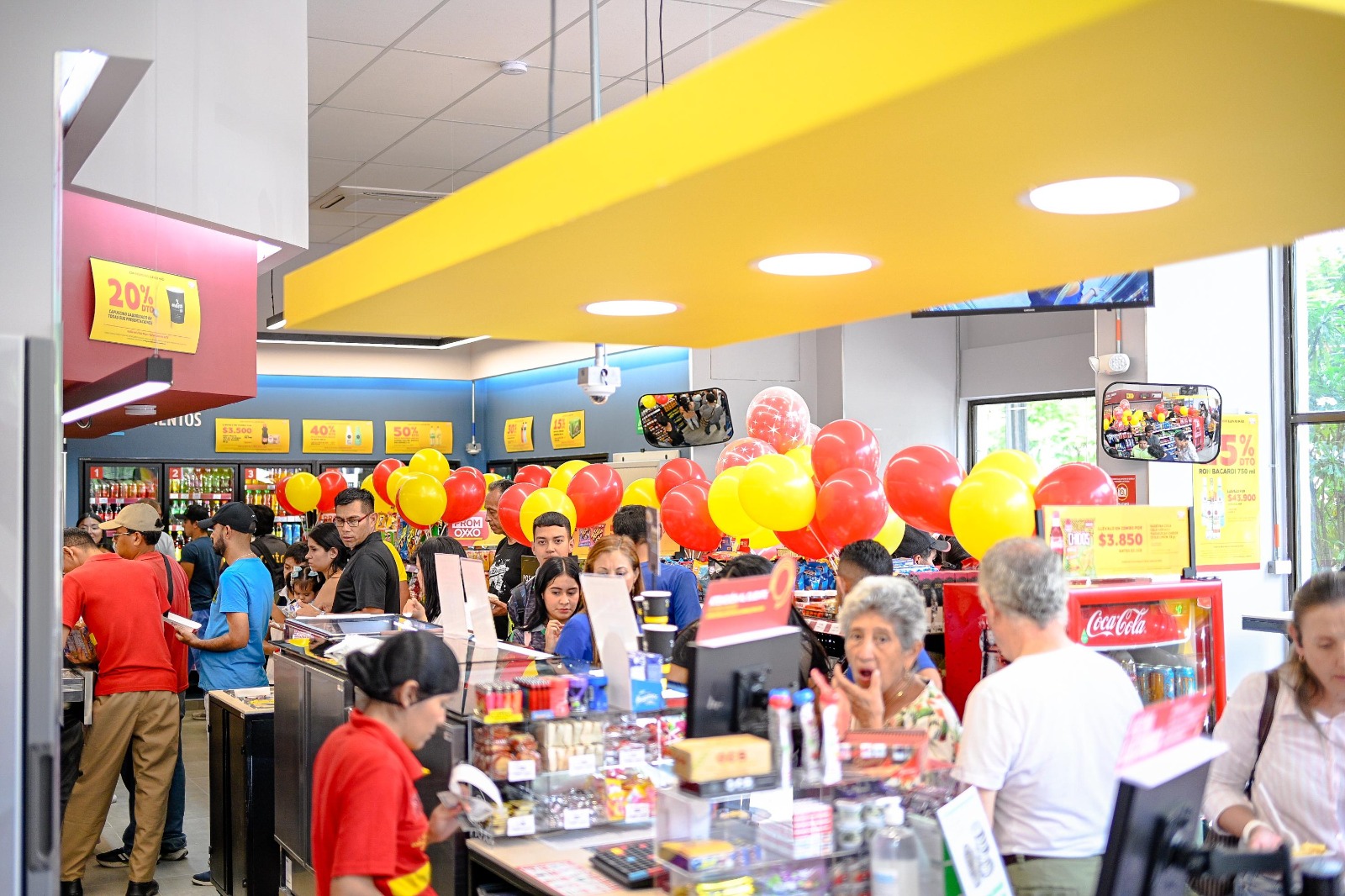 Con 16 empleos directos la empresa Oxxo abrió sus puertas en Ibagué 1