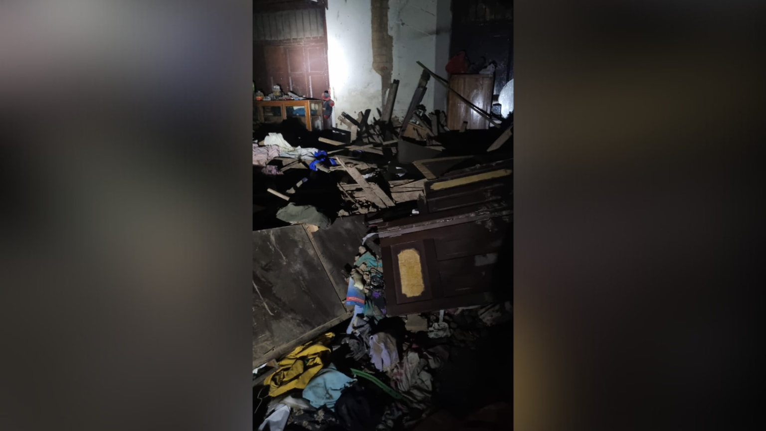 Dos heridos tras derrumbe de pared en vivienda de Purificación 1