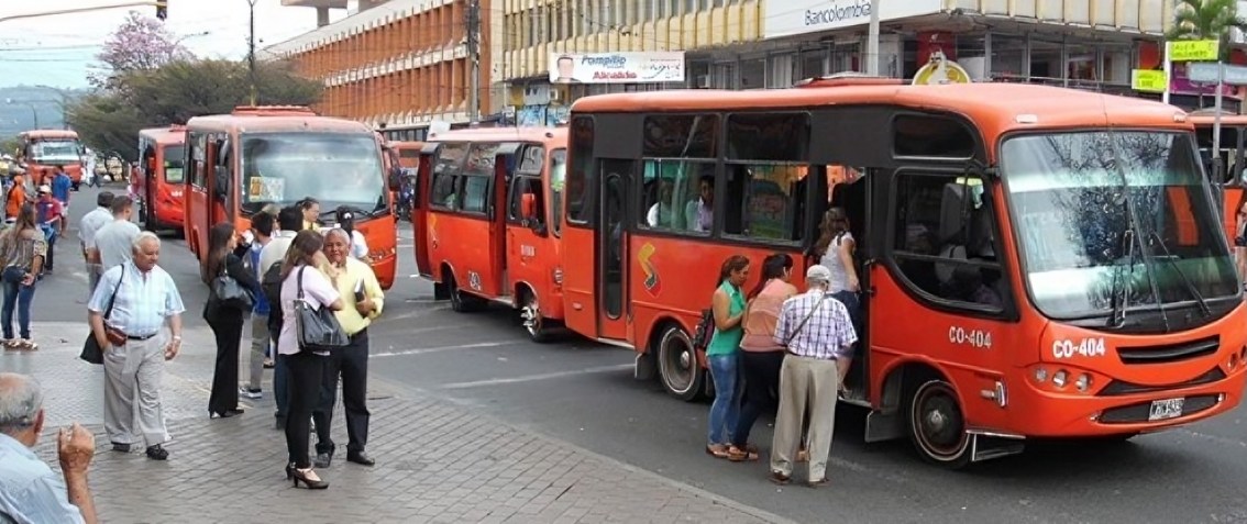 Buses de Cotrautol salen de Operación: Se levanta el Pico y Placa 1