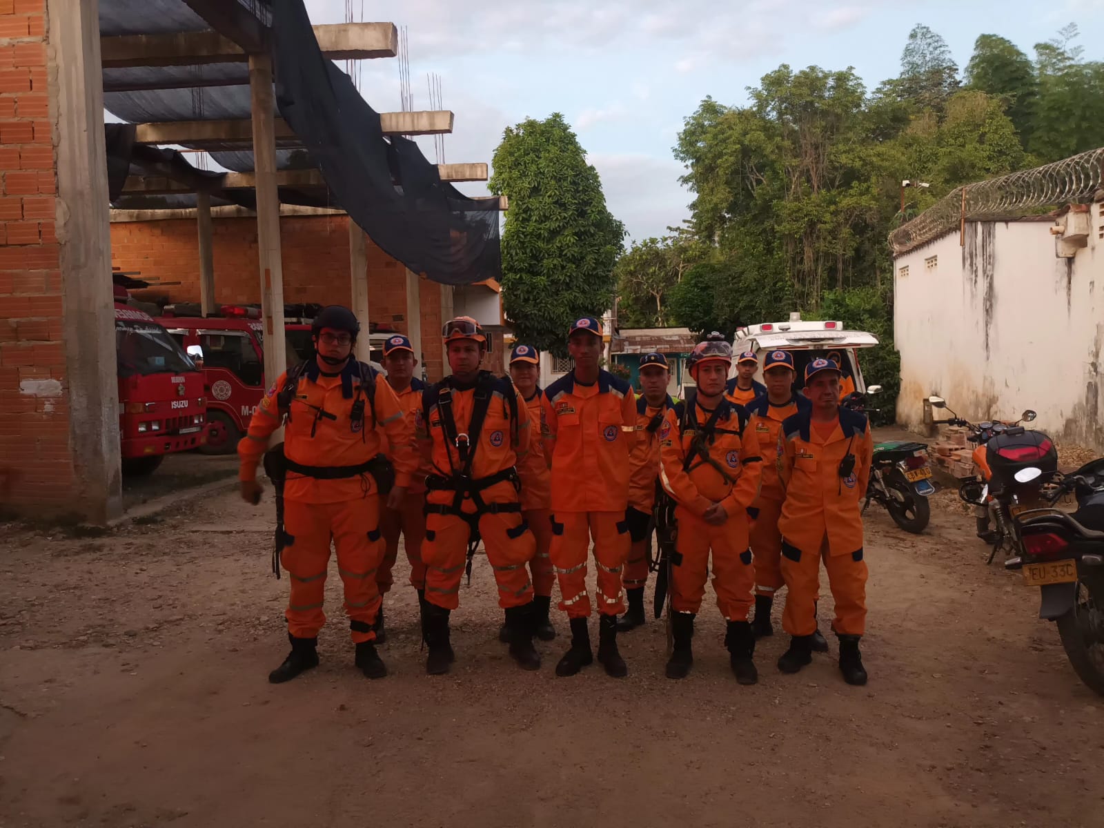 30 personas extraviadas en Cerros de Carmen de Apicalá 3