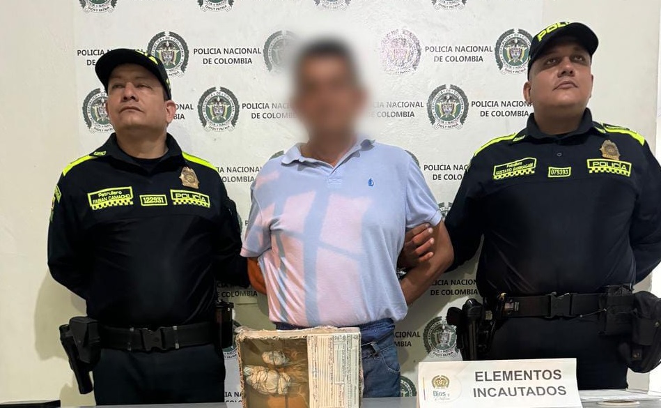  Hombre capturado en el cementerio San Bonifacio por presunta brujería 3