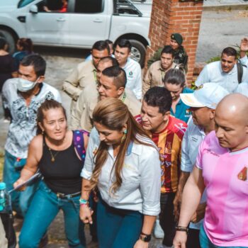 “El Tour de las Obras de Vuelta al Barrio” de la Gobernación llegó a la Comuna 12 de Ibagué 3