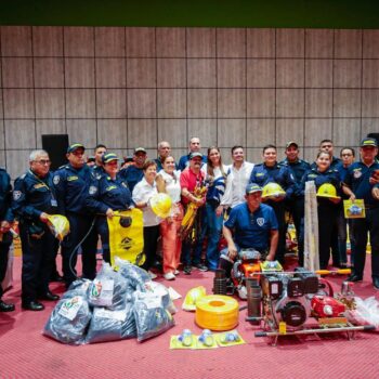 Bomberos voluntarios reciben equipos de la Gobernación del Tolima en plena temporada de incendios 5