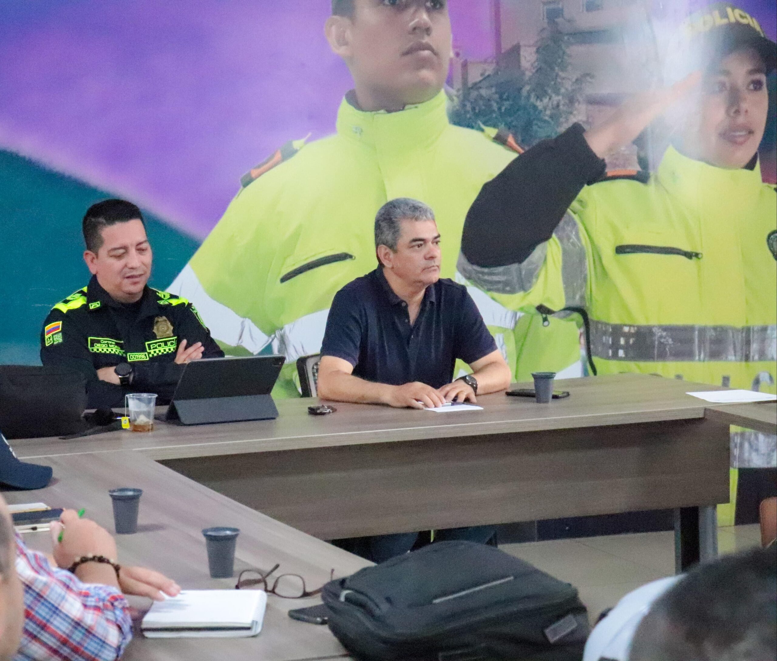 Campaña contra la violencia en estadios: capitanes de Tolima y Santa Fe saltarán a la cancha vistiendo camiseta rival 1