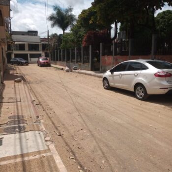 En el barrio Limonar "seguimos burlados": líder reclama a Alcaldía la pavimentación de sus vías 7