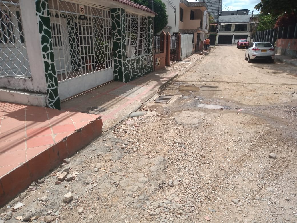 En el barrio Limonar "seguimos burlados": líder reclama a Alcaldía la pavimentación de sus vías 5
