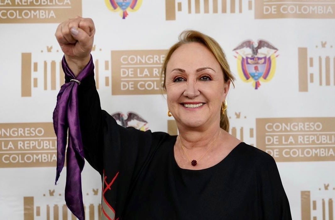 "En Colombia hay cuatro partidos, Liberal, Conservador, Cambio Radical y la U, los demás son de garaje": Olga B. 1
