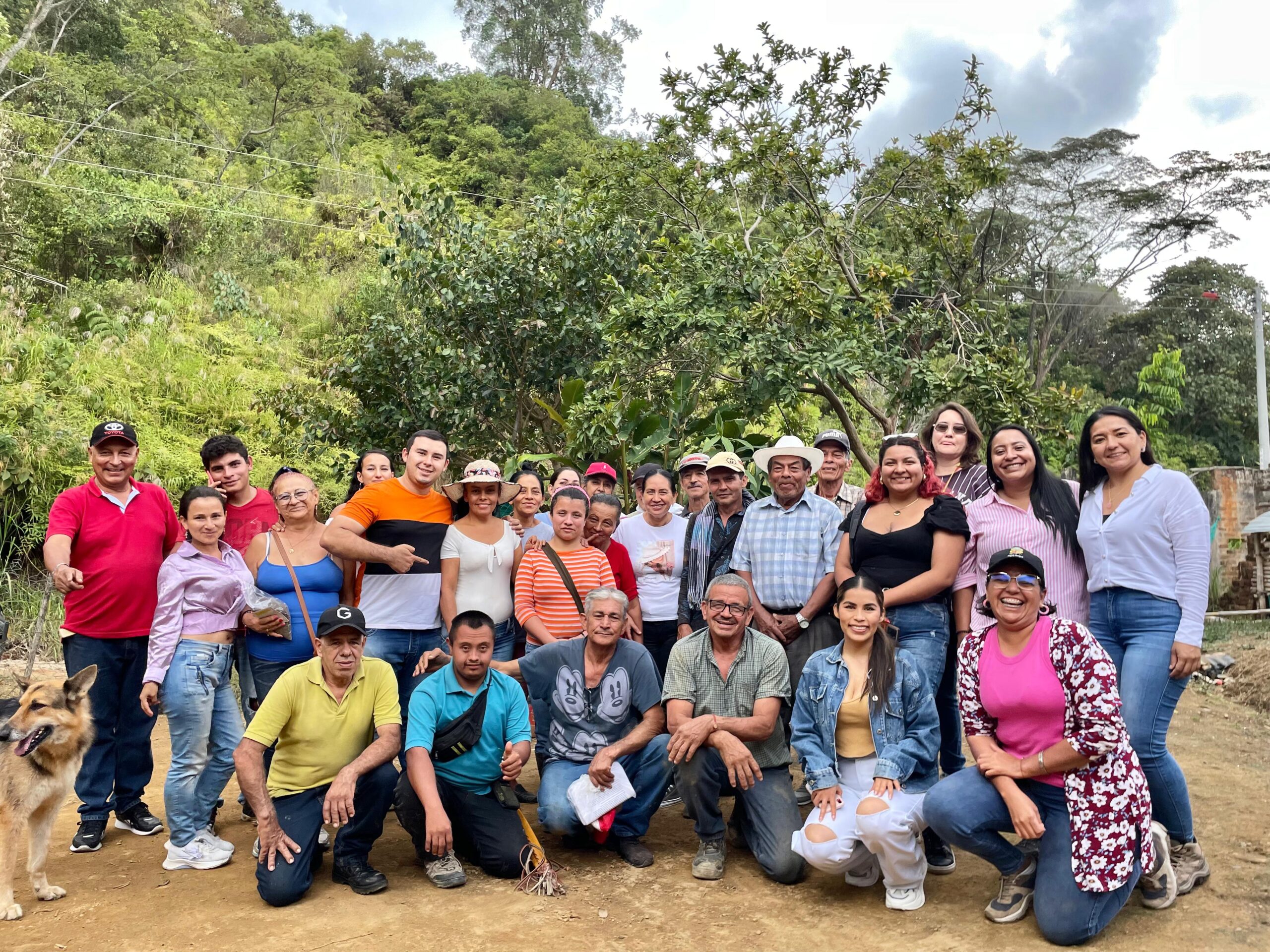 Alcaldía certifica a campesinos víctimas del conflicto armado en agricultura orgánica 1