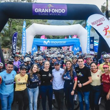 Galería del Gran Fondo Ciudad Musical de ciclismo: Gobernadora dio el banderazo de salida 15