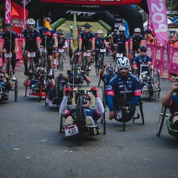 Galería del Gran Fondo Ciudad Musical de ciclismo: Gobernadora dio el banderazo de salida 8