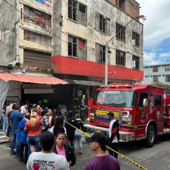 Bomberos extinguieron incendio estructural en la 15 con Tercera 7