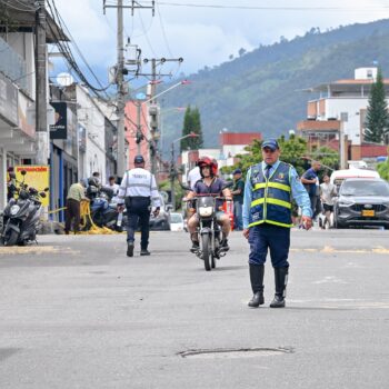 Alcaldesa logra acuerdos con la comunidad del Restrepo y levanta bloqueo de la Sexta 3