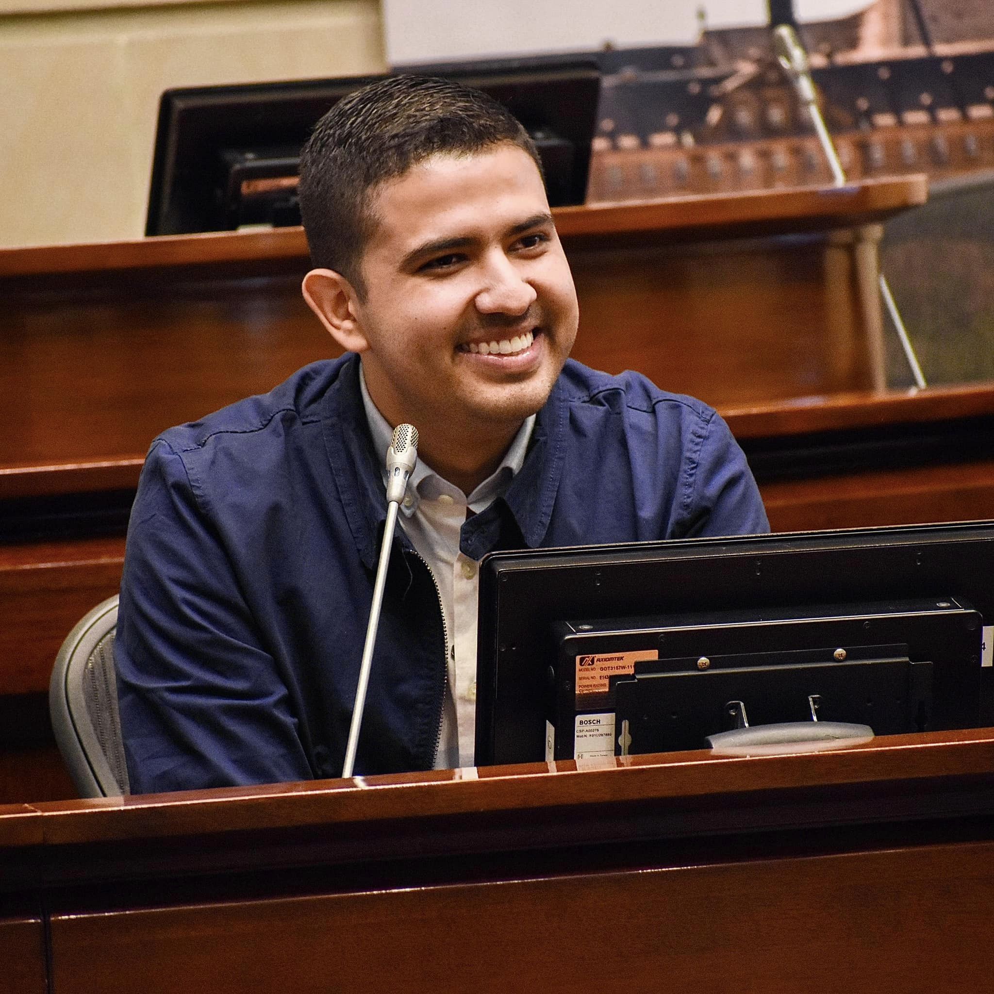 Concejal Zambrano anuncia acciones legales: "ya aprobaron licencia para La Miel por 18 años" 1
